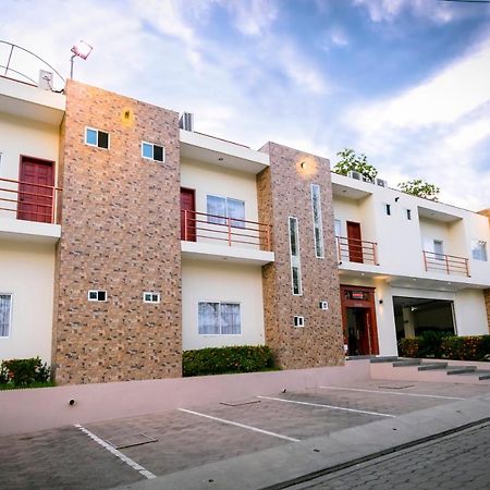 Hotel Mediterraneo Inn Santa Rosa de Lima Eksteriør billede