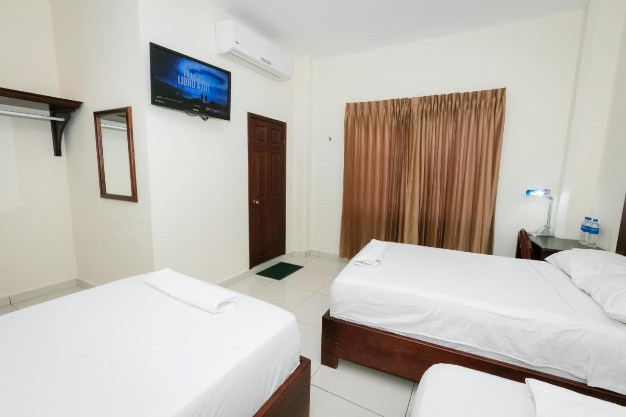 Hotel Mediterraneo Inn Santa Rosa de Lima Eksteriør billede