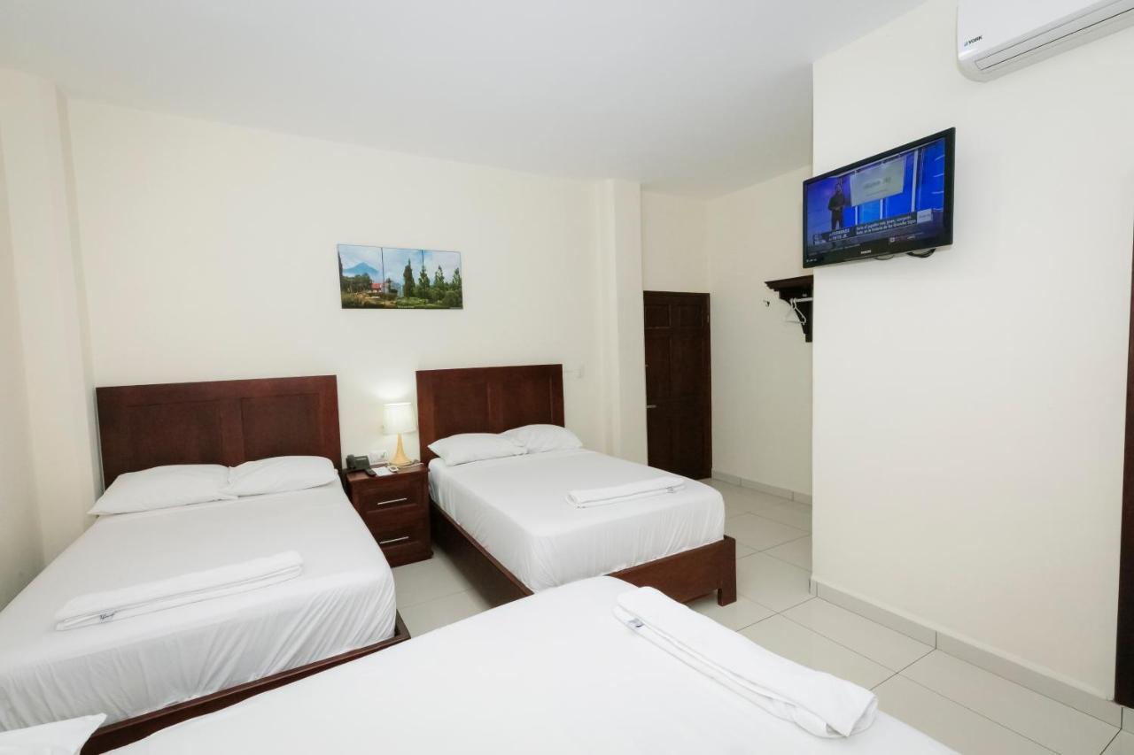 Hotel Mediterraneo Inn Santa Rosa de Lima Eksteriør billede